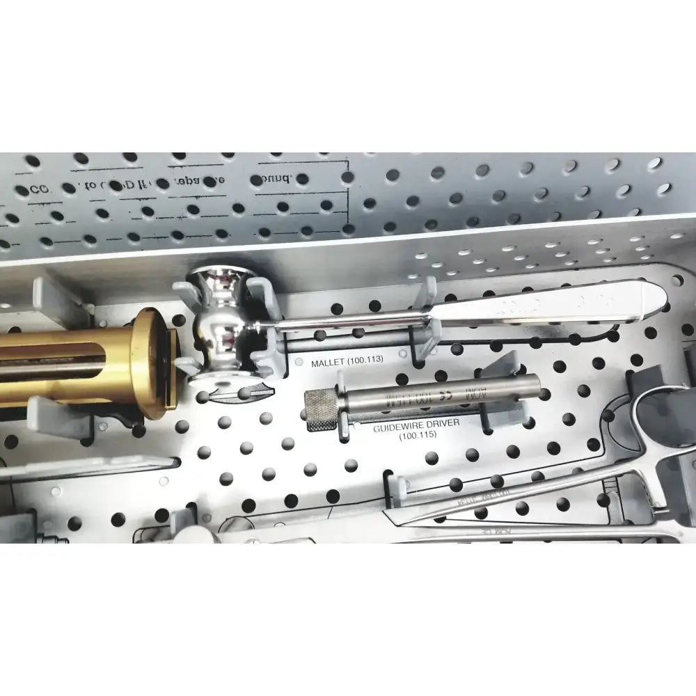 American OsteoMedix Sterilization Case 100.200M Sterilization Case, second-hand product photo 3