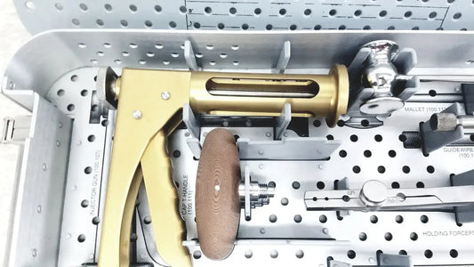 American OsteoMedix Sterilization Case 100.200M Sterilization Case, second-hand product photo 2