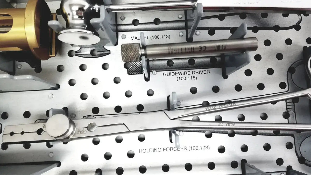 American OsteoMedix Sterilization Case 100.200M Sterilization Case, second-hand product photo 7