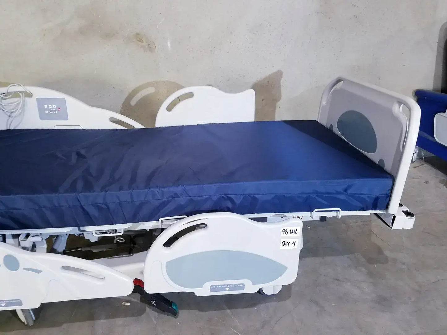 Amico Apollo MS Hospital Bed Tested & Working Hospital Bed, second-hand product photo 4