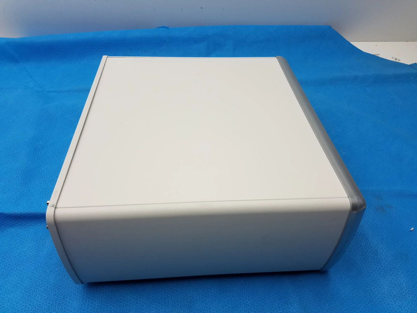 AngioDynamics Venacure 1470 Surgical Laser Surgical/Endovenous Laser System, second-hand product photo 11
