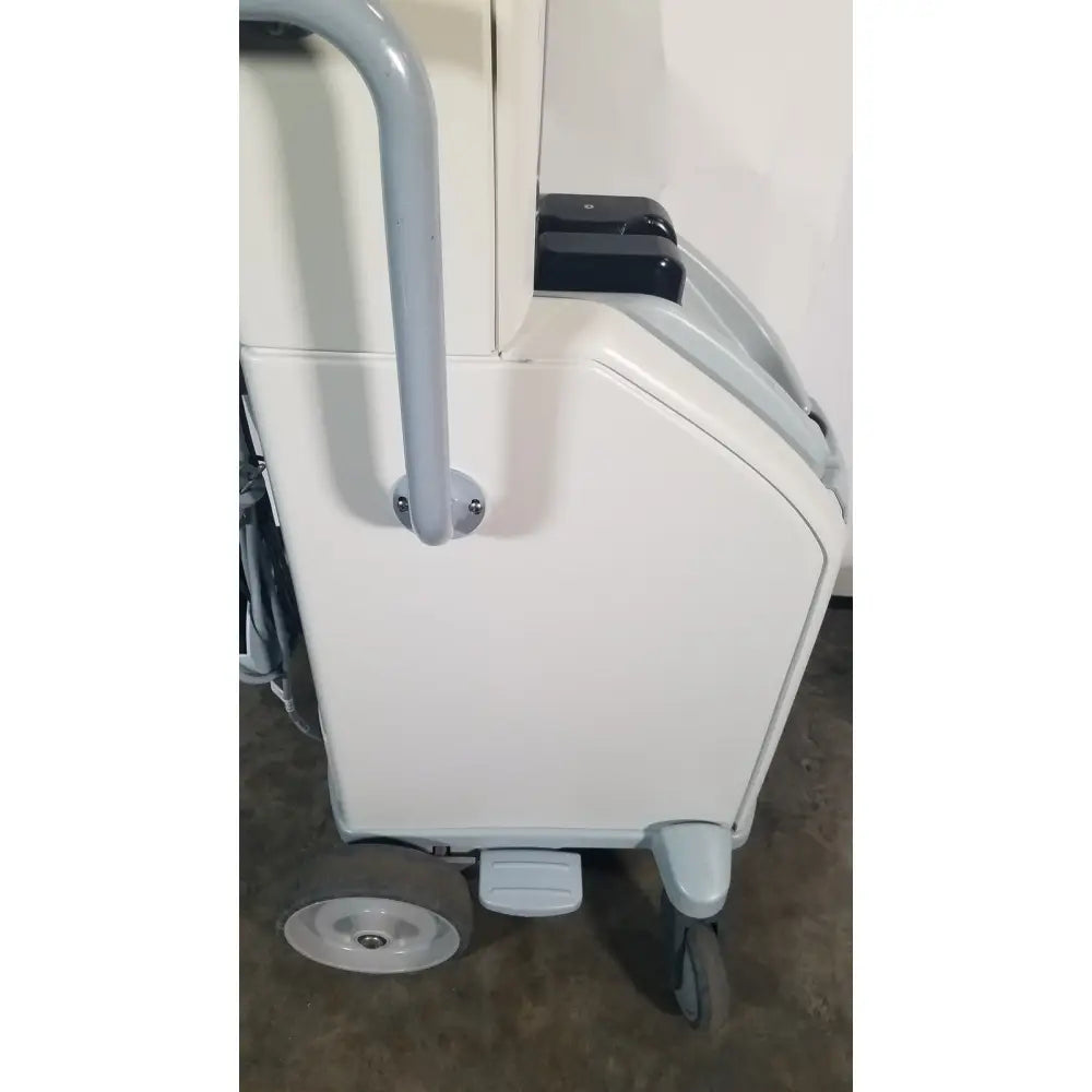 White medical cart with gray handle and wheels for angiojet ultra thrombectomy system console 5000a reuse medical use