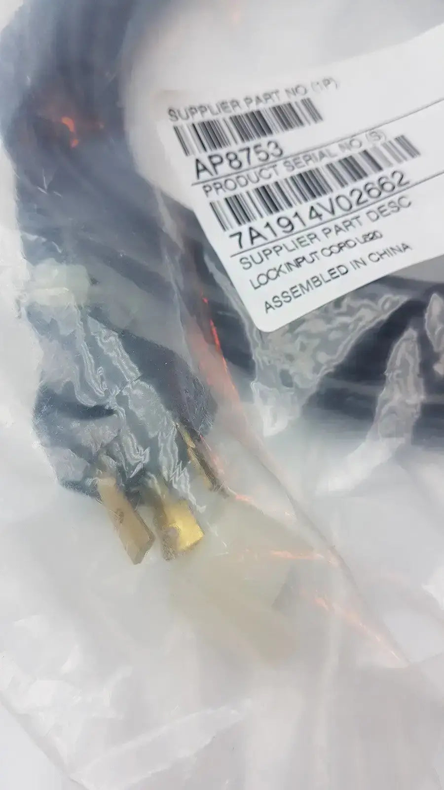 APC By Schneider Electric AP8753 Power Cord Locking C19 To L6-20P 3.0M Power Cord, second-hand product photo 4