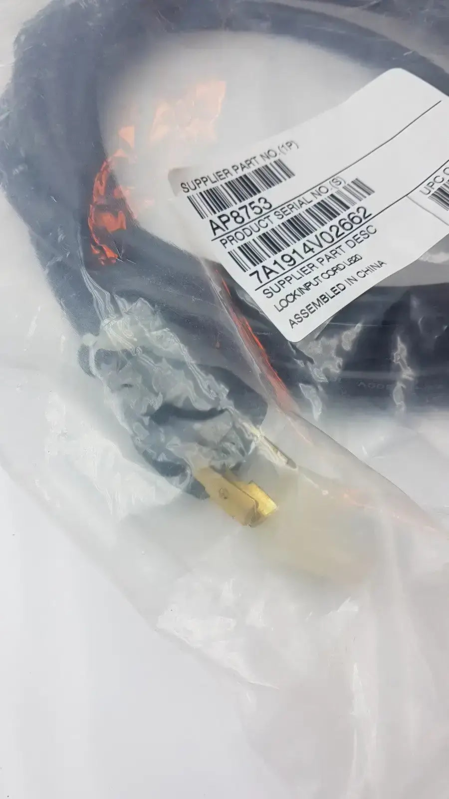 APC By Schneider Electric AP8753 Power Cord Locking C19 To L6-20P 3.0M Power Cord, second-hand product photo 3