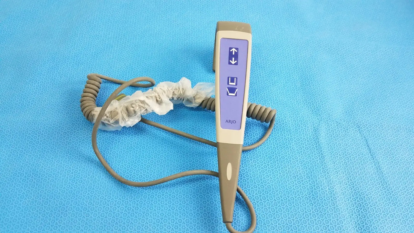 Reuse Medical Arjo Hand Wired Remote Control for Patient Lifts Other Healthcare, Lab & Dental, second-hand product photo 1