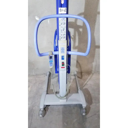 Arjo Maxi Move Power Patient Lift With Handset 700-19326 Patient Lift, second-hand product photo 2