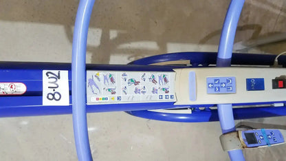 Arjo Maxi Move Power Patient Lift With Handset 700-19326 Patient Lift, as-is (for parts) product photo 3