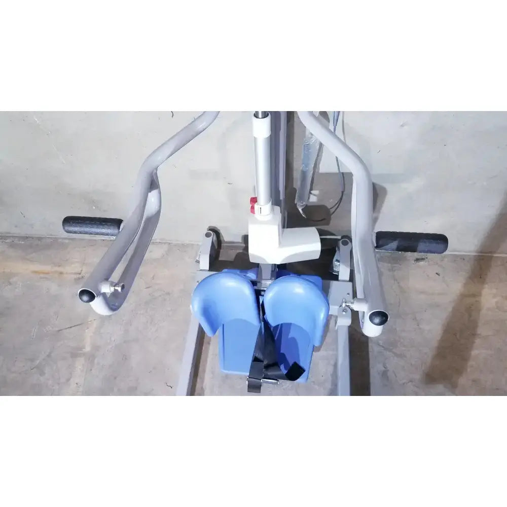 Arjo Sara 3000 Hospital Mobile Patient Standing/Raising/Lift Aid/Assist Patient Lift, second-hand product photo 4
