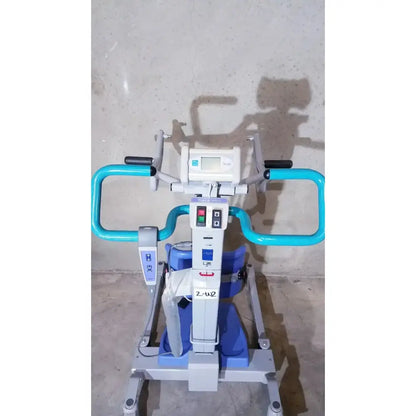 Arjo Sara 3000 Hospital Mobile Patient Standing/Raising/Lift Aid/Assist Patient Lift, second-hand product photo 1