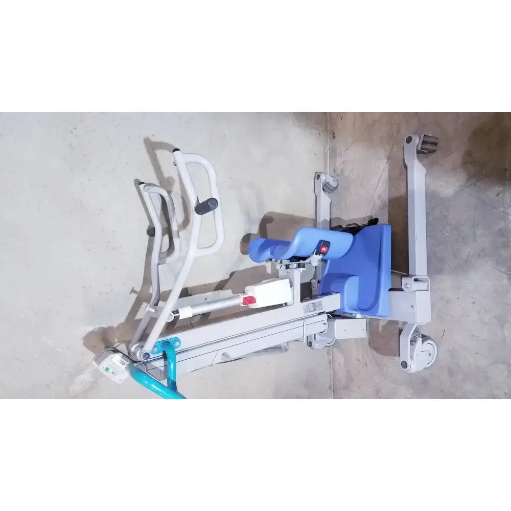 Arjo Sara 3000 Hospital Mobile Patient Standing/Raising/Lift Aid/Assist Patient Lift, second-hand product photo 15