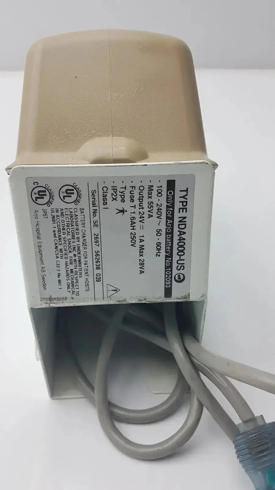 ARJO Type NDA4000-US Charger 100-240v Input 24v DC 1A Output Charger, second-hand product photo 4
