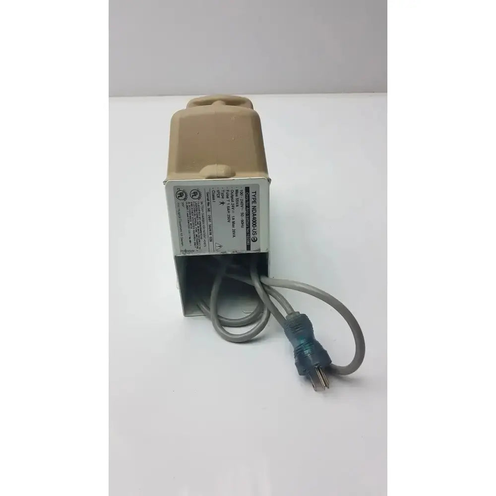 ARJO Type NDA4000-US Charger 100-240v Input 24v DC 1A Output Charger, second-hand product photo 3