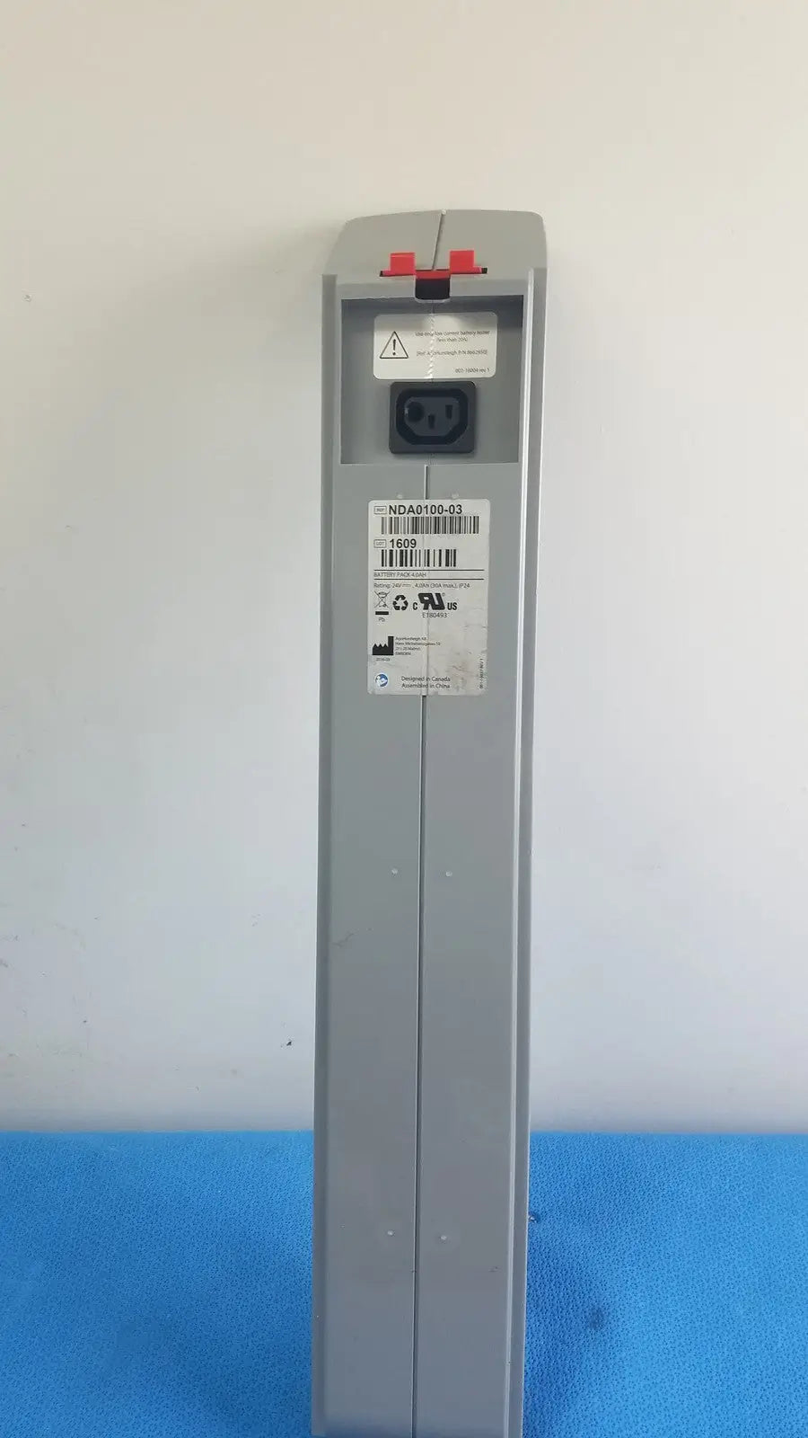 Reuse Medical ArjoHuntleigh NDA0100-03 Battery Pack 4.0Ah Other Medical & Lab Equipment, second-hand product photo 1