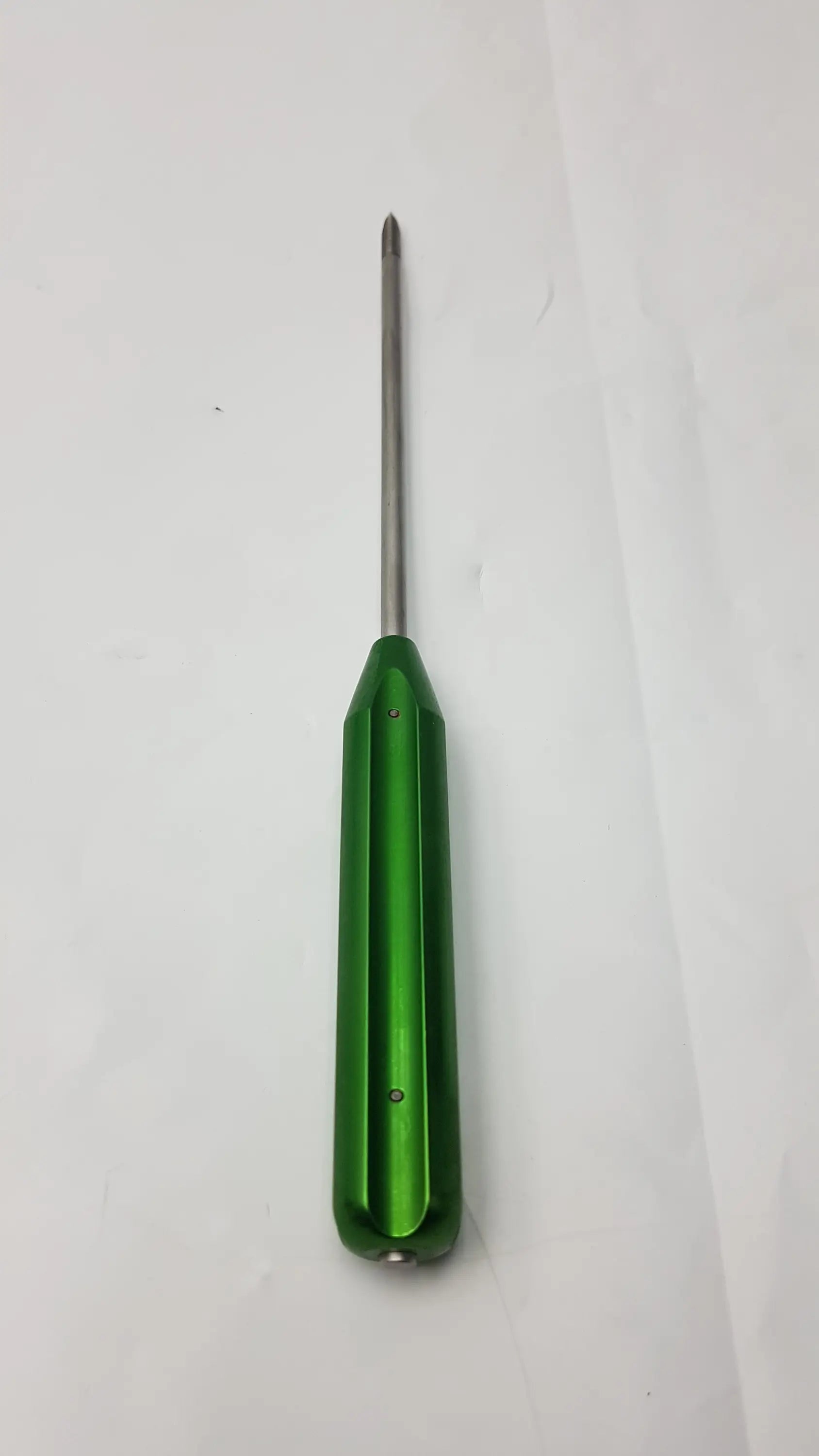 Green metallic arthrex ar-2324ptb punch tap with polished shaft and hexagonal handle for 4.75mm swivelock anchor systems