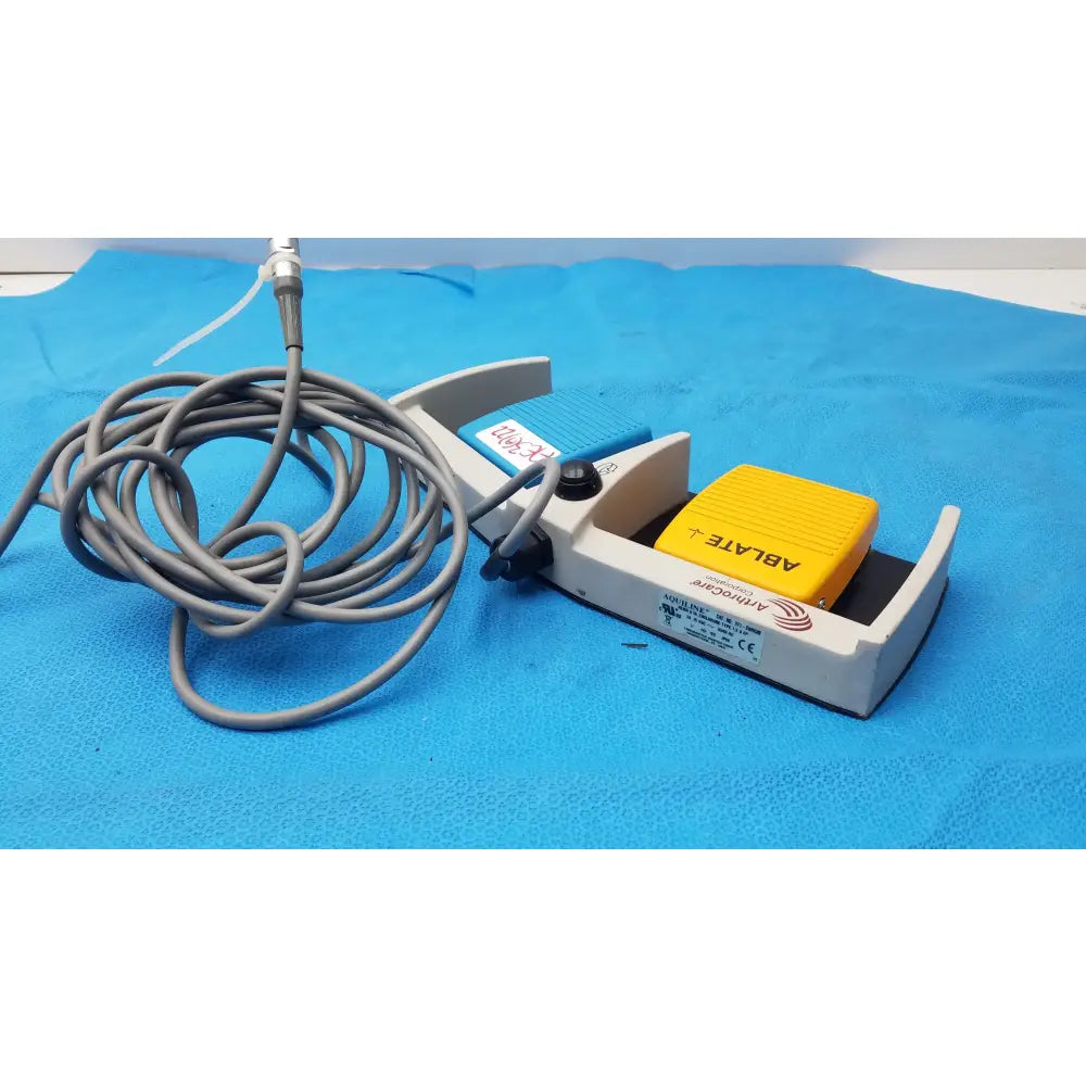 ArthroCare 10863 Dual Footswitch Pedal Dual Footswitch Pedal, as-is (for parts) product photo 10