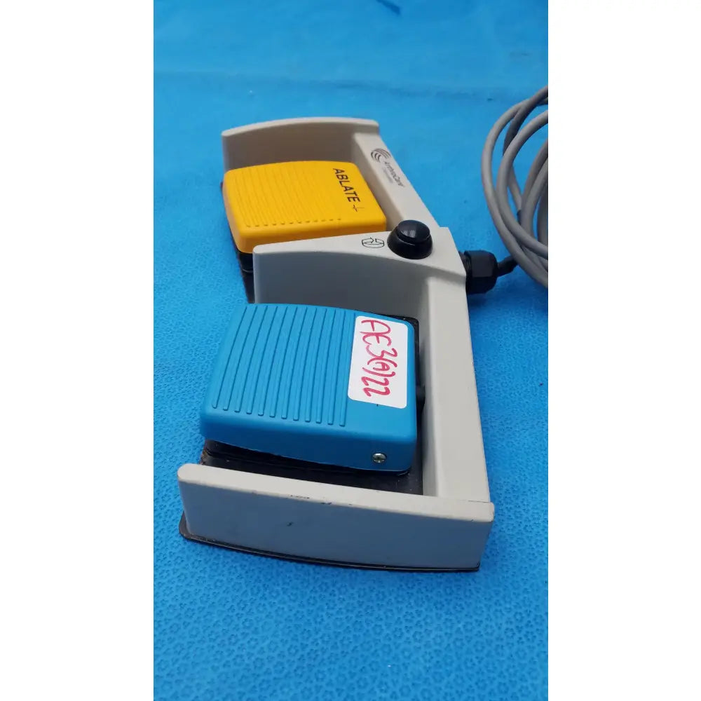 ArthroCare 10863 Dual Footswitch Pedal Dual Footswitch Pedal, as-is (for parts) product photo 8