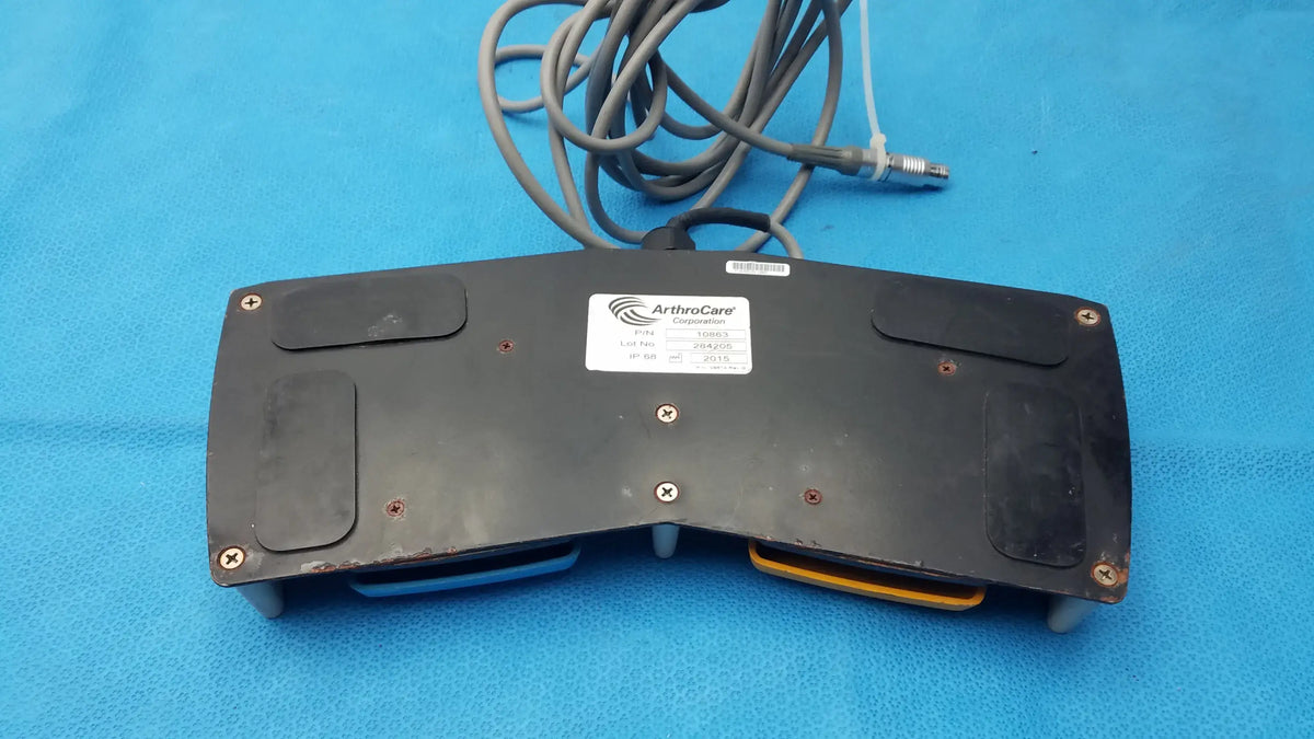 ArthroCare 10863 Dual Footswitch Pedal Dual Footswitch Pedal, as-is (for parts) product photo 13