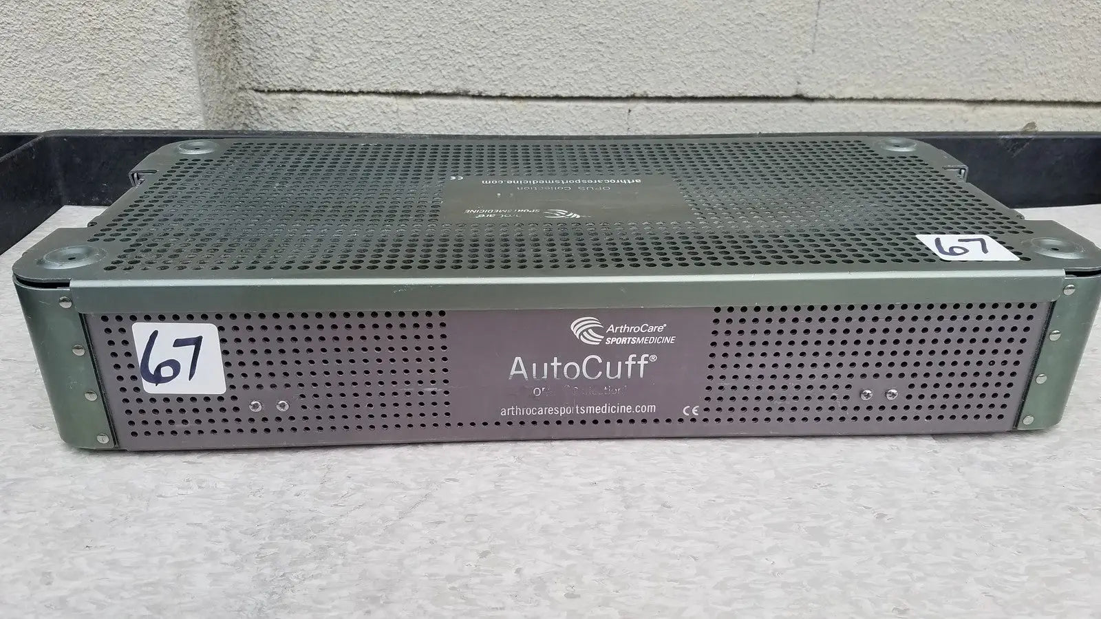 Reuse Medical ArthroCare AutoCuff OPUS Collection Sterilization Trays & Cases, second-hand product photo 1