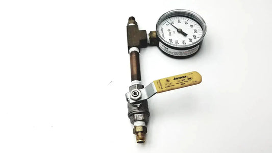 Ashcroft Dual-Scale Gauge 0 to 200 psi and 0 to 1400 kPa 1008 With Jomar Value Pressure Gauge, second-hand product photo 2