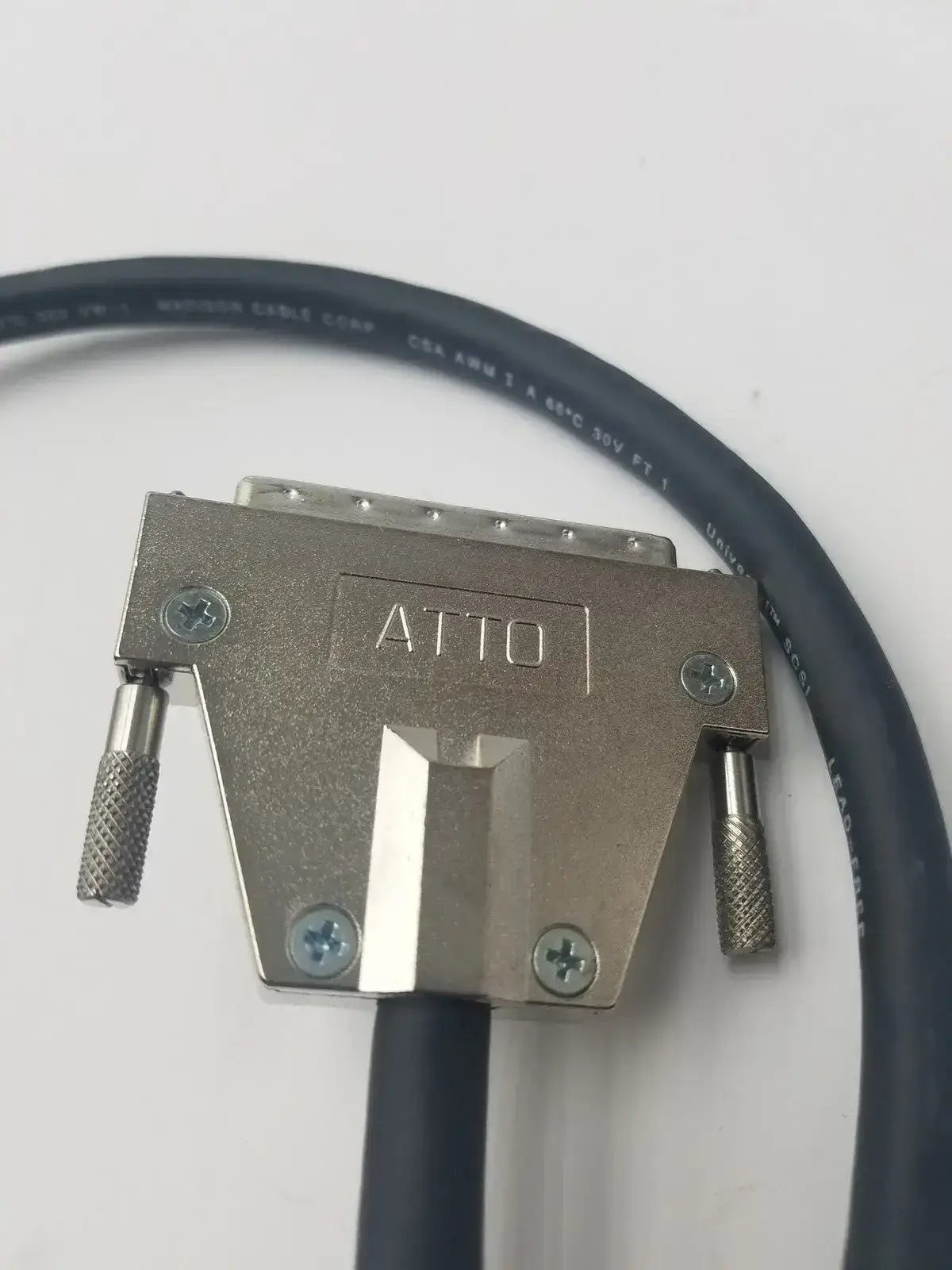 ATTO Amphenol 39/04 CBL-V68E Cable VHDCI SCSI Cable, second-hand product photo 9