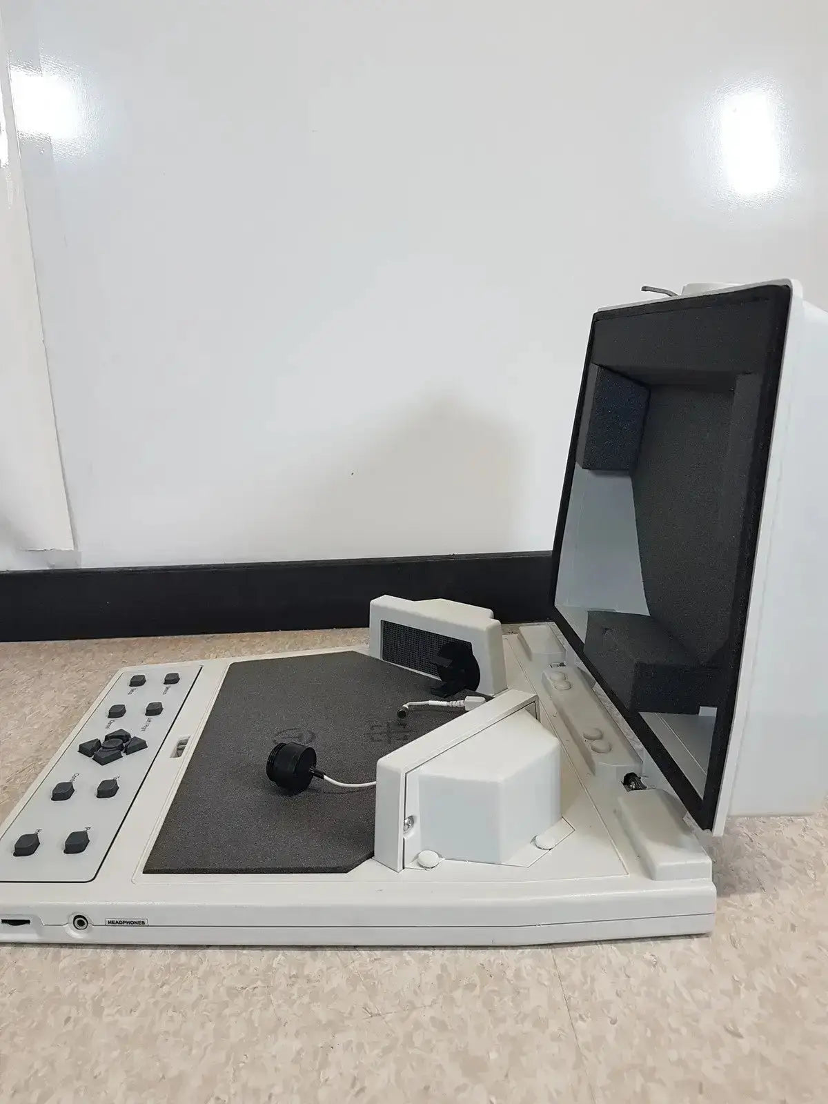 Audioscan Verifit VF-1 Real-Ear Hearing Aid Analyzer Part No 2325 Audiology Equipment Part, as-is (for parts) product photo 10