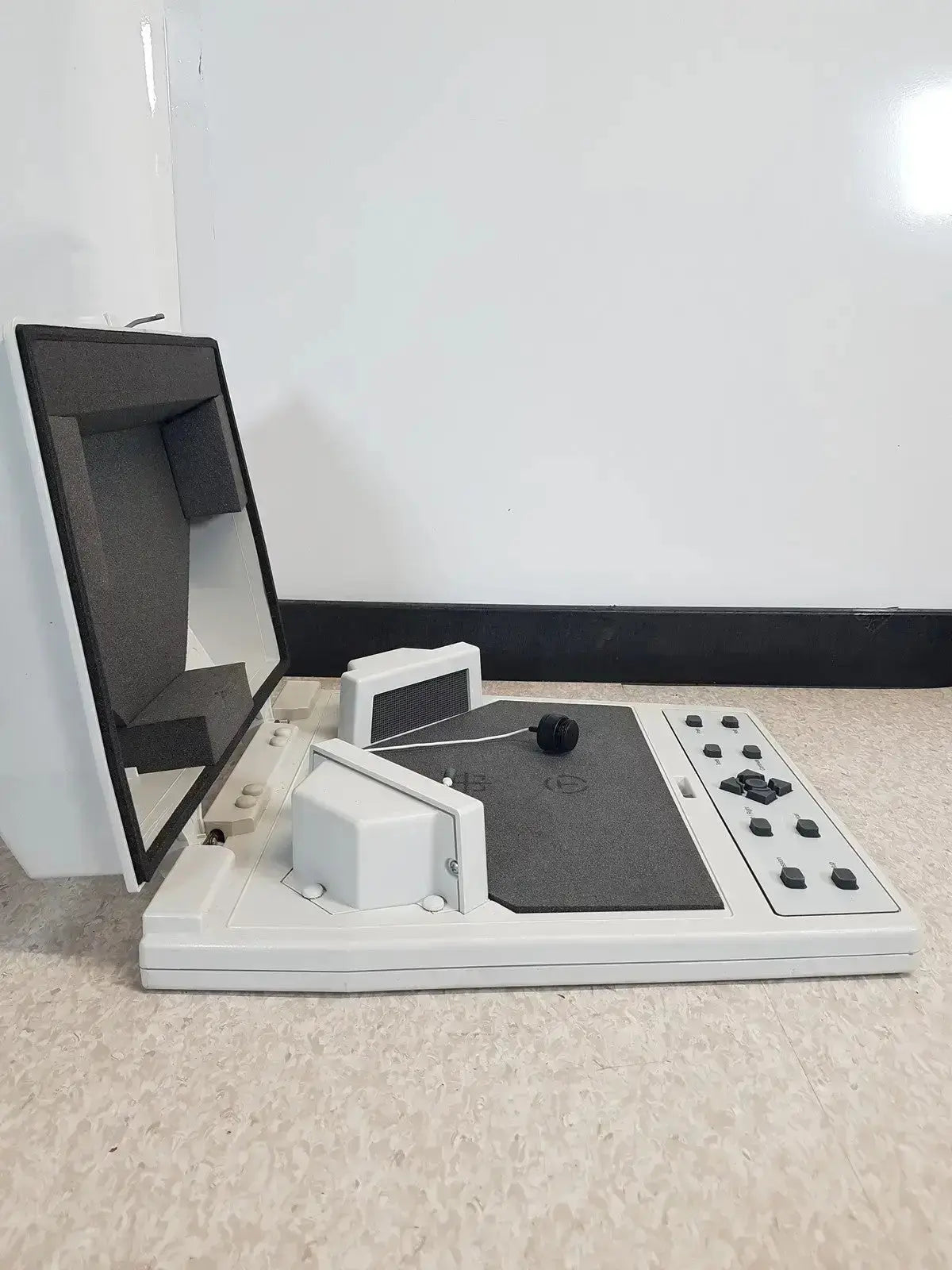 Audioscan Verifit VF-1 Real-Ear Hearing Aid Analyzer Part No 2325 Audiology Equipment Part, as-is (for parts) product photo 13