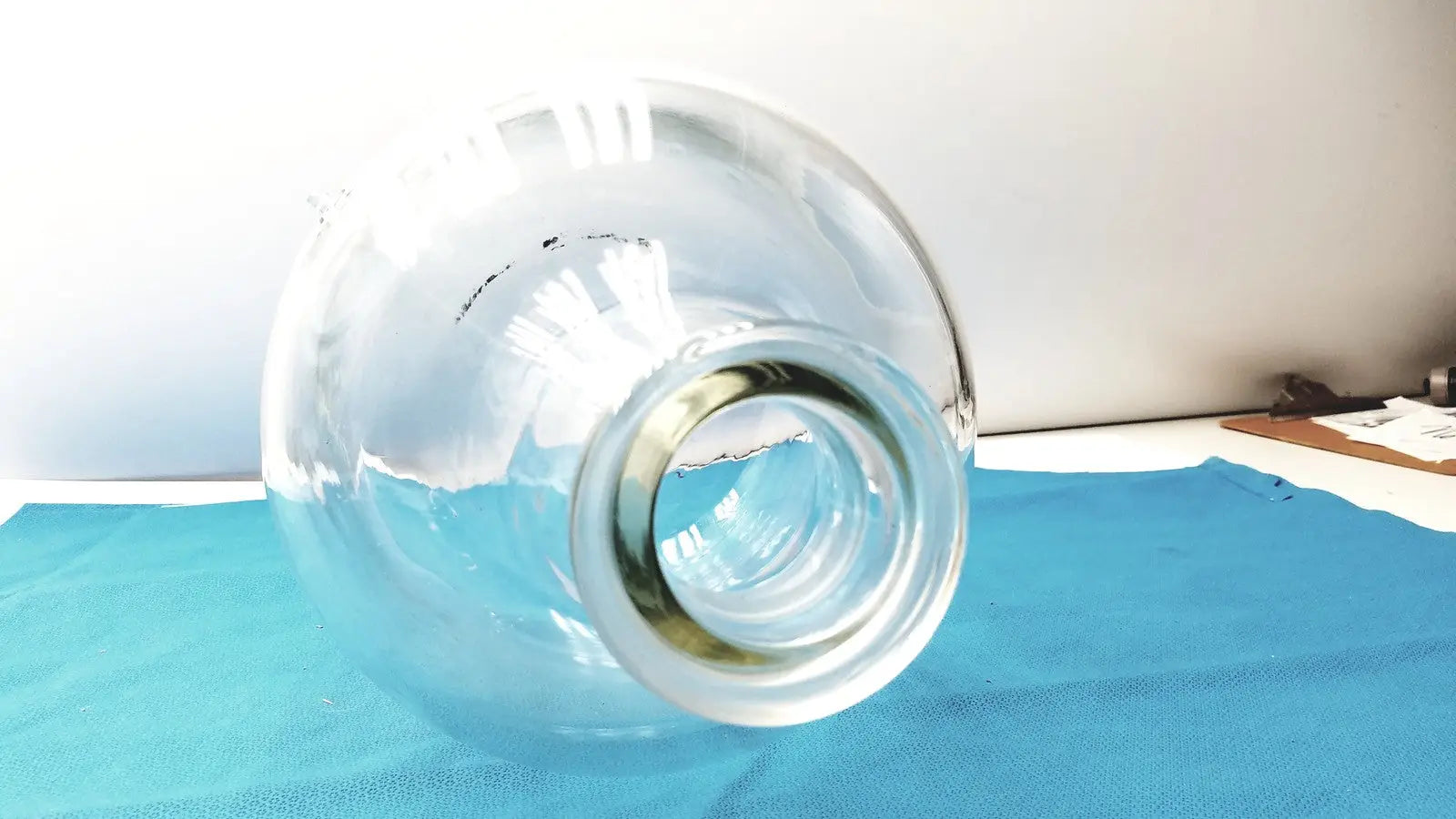 Unbranded Autoclavable Glass Aspirator Bottle 2L (2000mL) with Side Tubulation Laboratory Aspirator Bottle, second-hand product photo 6