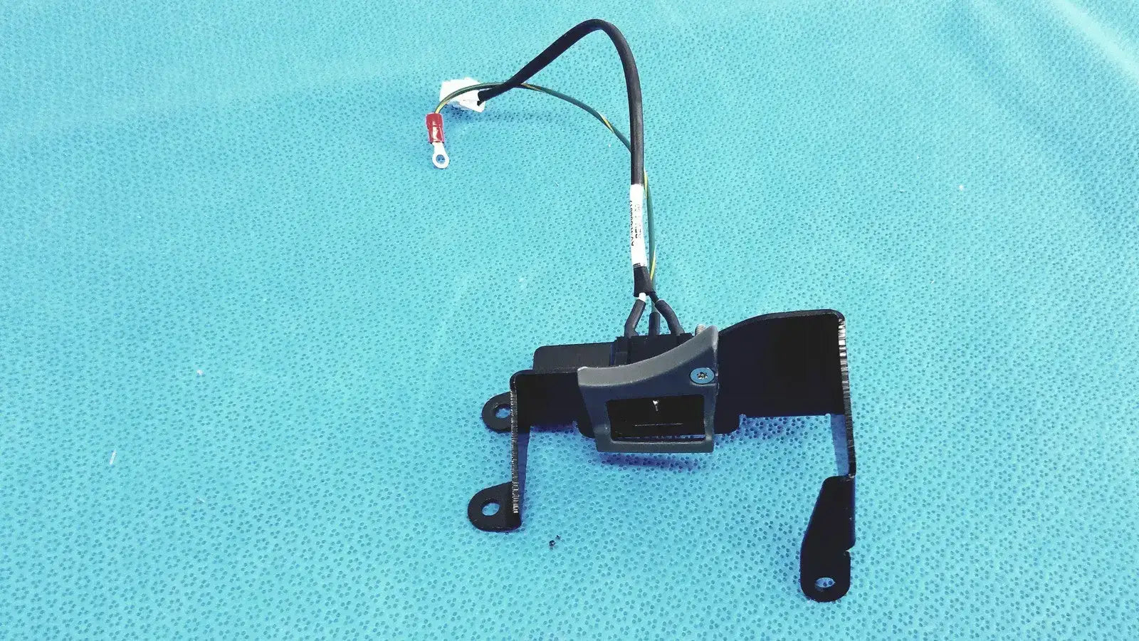 Generic AV-H-000017 Power Inlet Cable with Mounting Bracket, REV 1.00 Power Inlet Cable Assembly, second-hand product photo 1