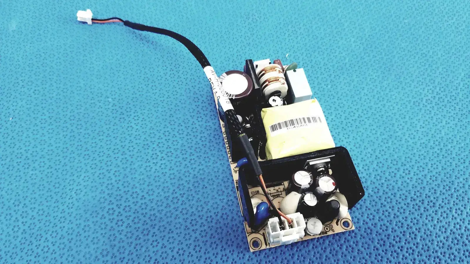 Unspecified AV-H-000018 REV 1.0 Medical Switching Power Supply RPS-60-48 PCB Type Medical Switching Power Supply, second-hand product photo 5