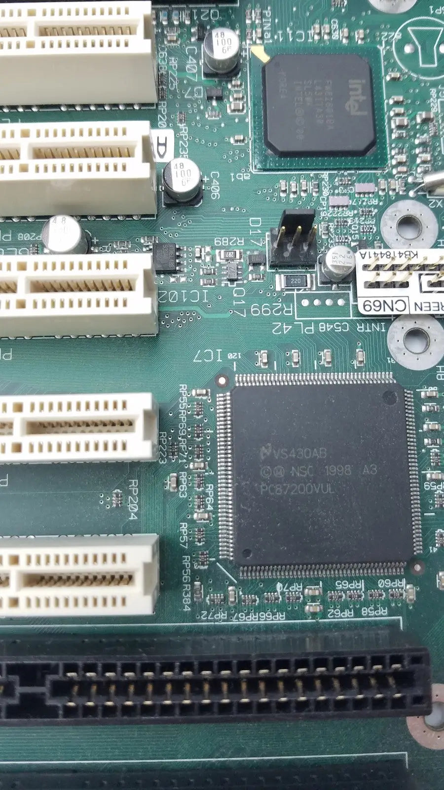 Axiomtek SBC 1000 With Intel 815 Chipset & MT16LSDT3264AG-12EE1 Single Board Computer, second-hand product photo 7