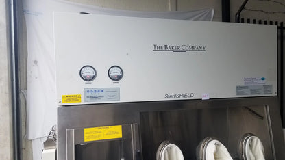White stainless steel Baker SS-600 sterilshield positive pressure isolator sterilization chamber 115V S/N 94810