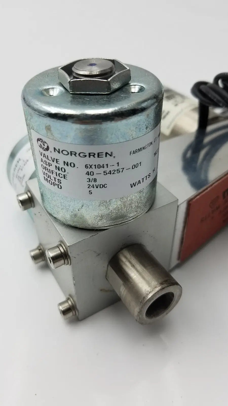 Baratron Pressure Transducer MKS 722A-25512 With Norgren Valve 6X1041-2 Pressure Transducer, second-hand product photo 13