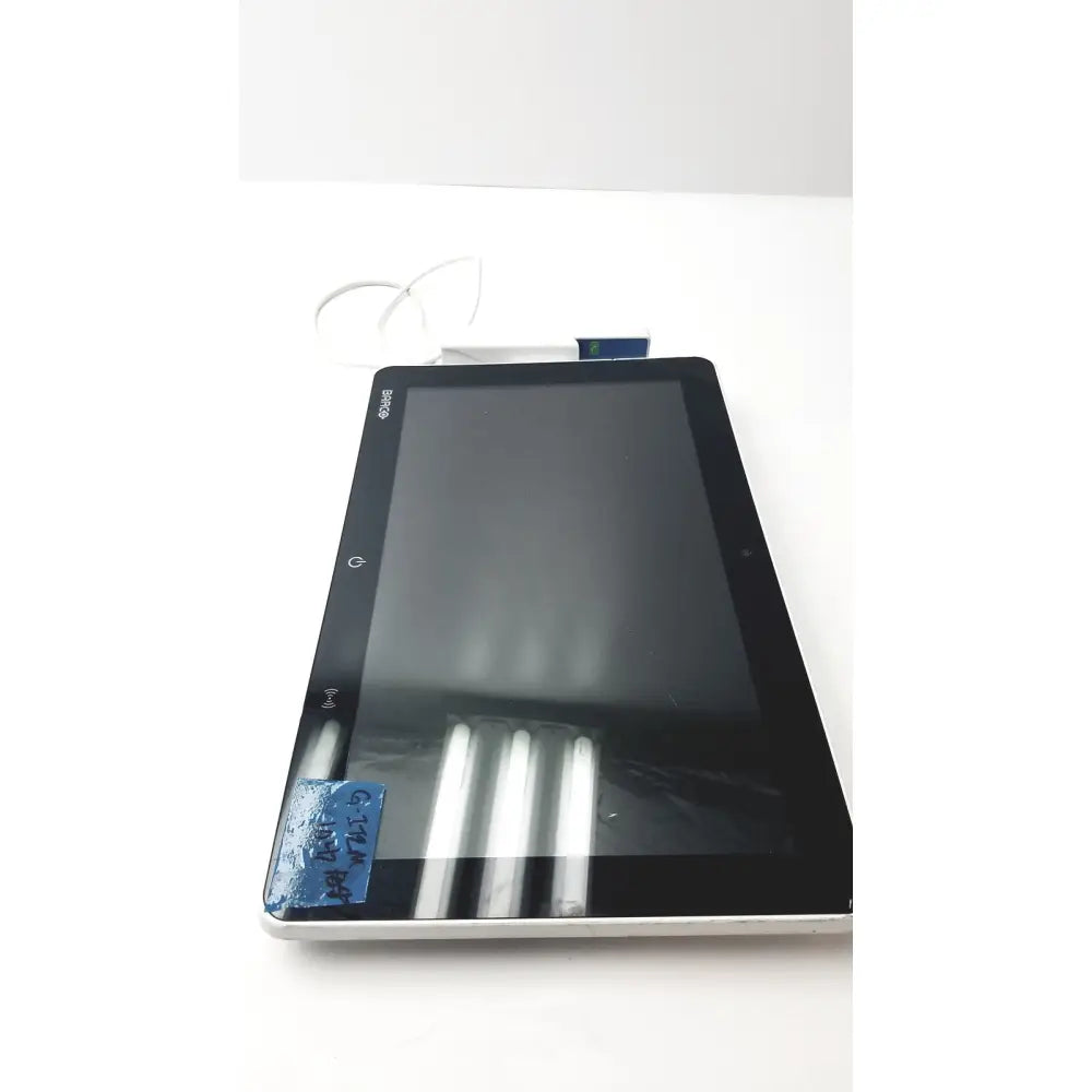 Black-framed barco ja018 18.5 inch smart terminal with glossy bedside multi-touch screen and silver bezel edges