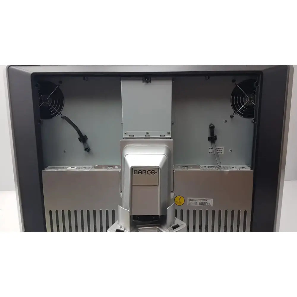 Barco MDCC-6230 6MP 30" Color LED General Radiology Display Diagnostic Imaging Display, as-is (for parts) product photo 6