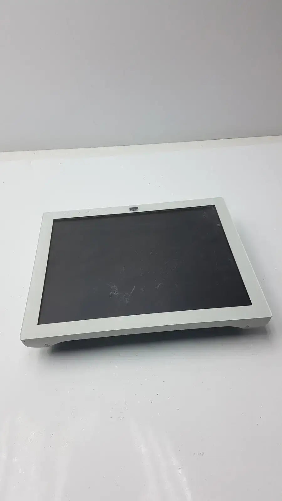 Barco MDSC-1119 19" HD LED Medical Surgical Display Monitor Medical Surgical Display Monitor, second-hand product photo 3