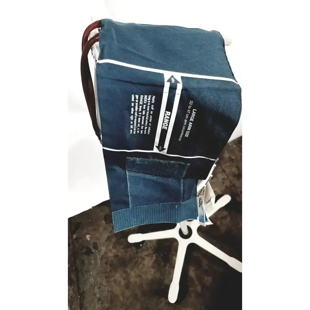 Baum Baumanometer Roll By Aneroid Sphygmomanometer Mobile Blood Pressure Unit Aneroid Sphygmomanometer, second-hand product photo 2