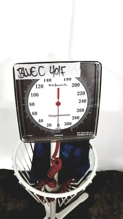 Baum Baumanometer Roll By Aneroid Sphygmomanometer Mobile BP Monitor Unit Sphygmomanometer, second-hand product photo 5