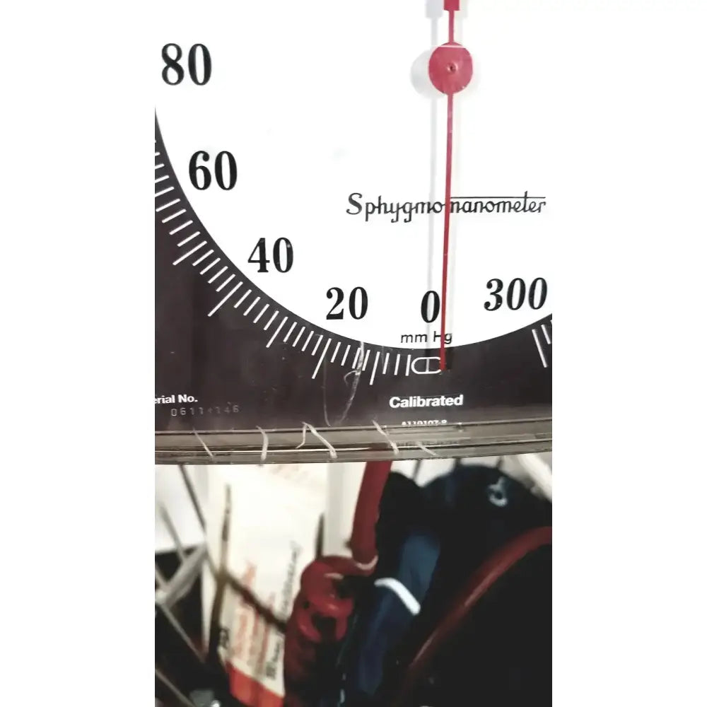 Baum Baumanometer Roll By Aneroid Sphygmomanometer Mobile BP Monitor Unit Sphygmomanometer, second-hand product photo 9