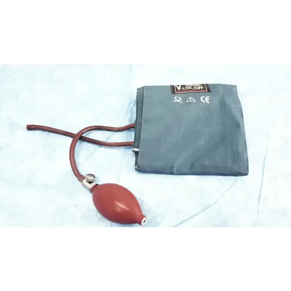 Baumanometer Calibrated V-Lok Blood Pressure Cuff Adult 33-47 CM Blood Pressure Cuff, second-hand product photo 1