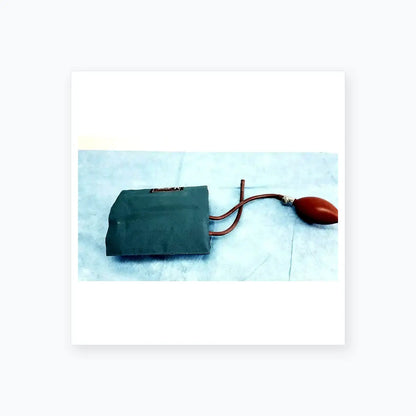 Baumanometer Calibrated V-Lok Blood Pressure Cuff Adult 33-47 CM Blood Pressure Cuff, second-hand product photo 8