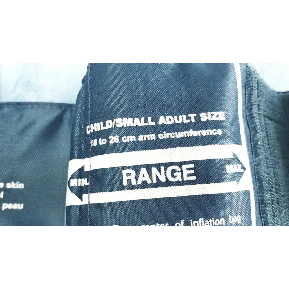 Baumanometer Calibrated V-Lok Blood Pressure Cuff Child 18-26 CM Blood Pressure Cuff, second-hand product photo 6