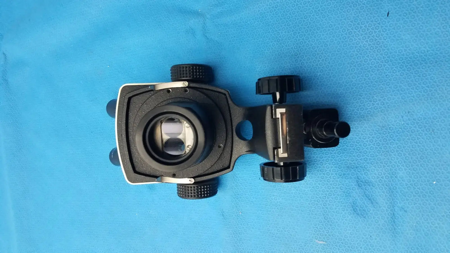 Bausch & Lomb StereoZoom 4 Binocular Microscope 0.7x–3x w/ 10x Eyepieces Stereo Microscope, second-hand product photo 2