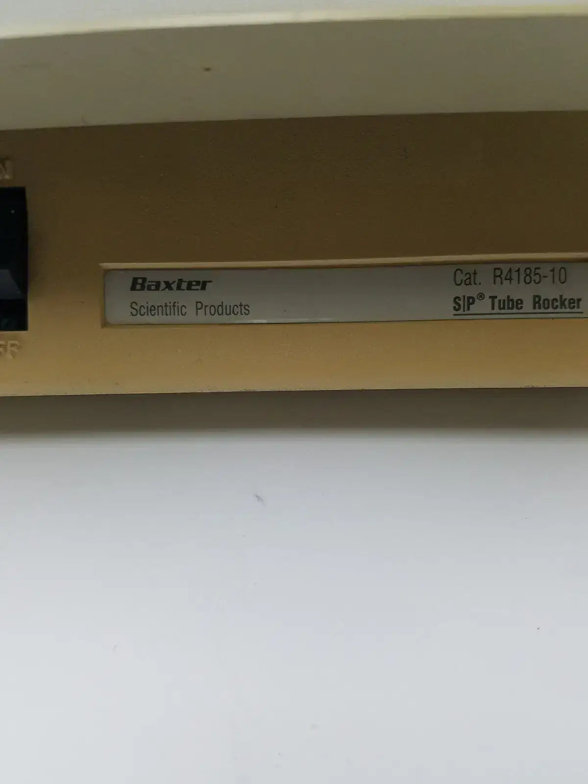 Baxter R4185-10 Laboratory Test Tube Rocker Laboratory Test Tube Rocker, second-hand product photo 2