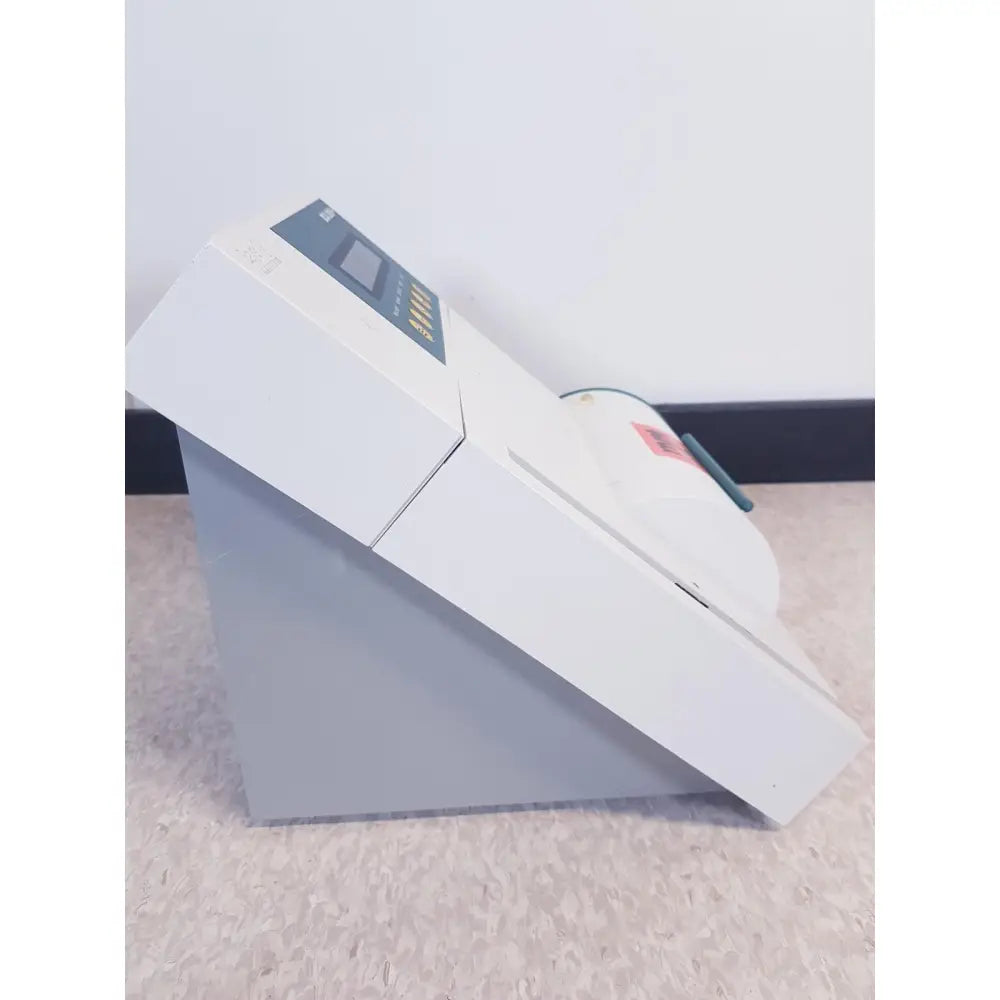 White and gray bayer dca 2000+ analyzer ref laboratory centrifuge with digital display panel for reuse medical use