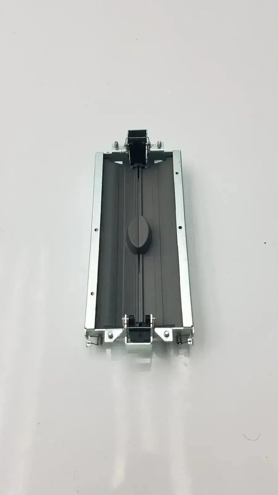 Siemens Bazel & Assy Secondary Barrier by Siemens Model 18137787 Medical Equipment Part, second-hand product photo 2