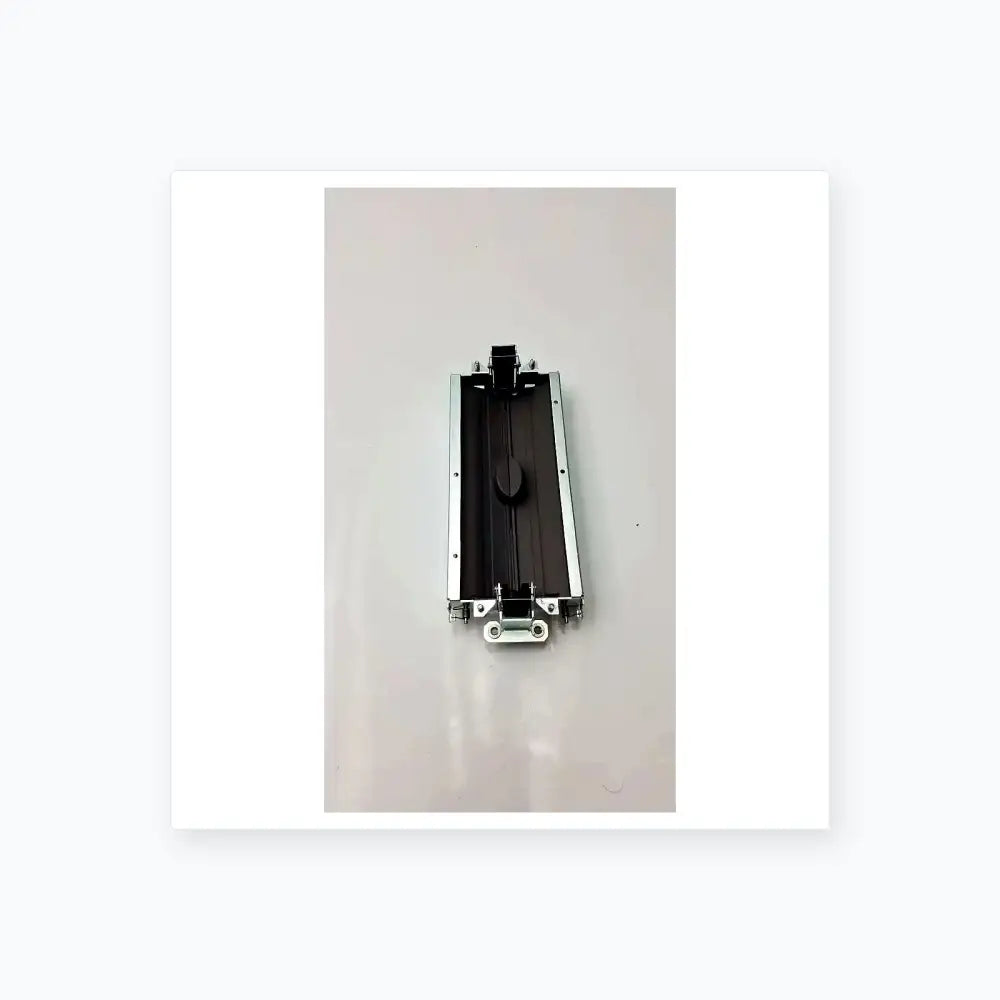 Siemens Bazel & Assy Secondary Barrier by Siemens Model 18137787 Medical Equipment Part, second-hand product photo 4