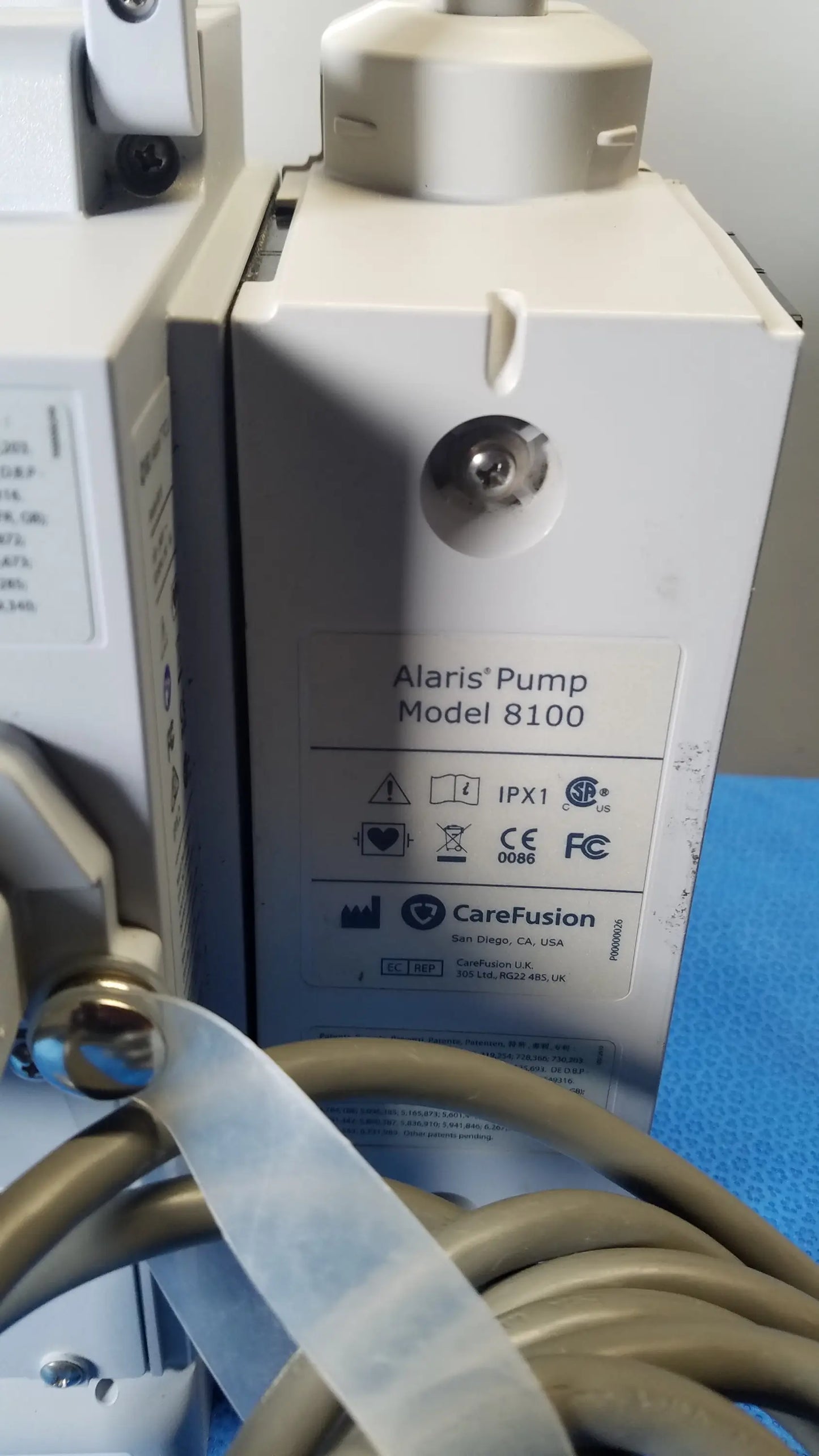 BD Alaris 8015 PC Pump With 2x 8100 Modules Modular Infusion Pump System, second-hand product photo 11