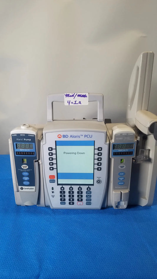 BD Alaris 8015 PC Pump With 2x 8100 Modules Modular Infusion Pump System, second-hand product photo 1