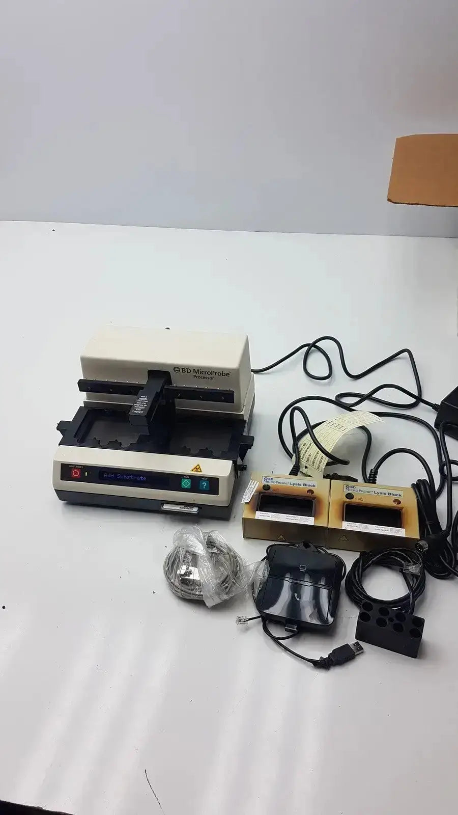 BD MicroProbe Processor With 2 Alysis Block Laboratory Processor, second-hand product photo 2