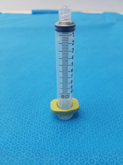 BD Syringe 10ml with Yellow Clip Syringe, second-hand product photo 3
